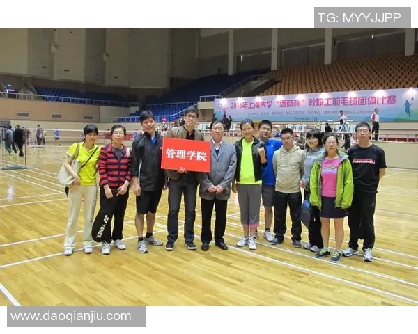 成都羽毛球队与武汉羽毛球队赛后战术分析与复盘探讨